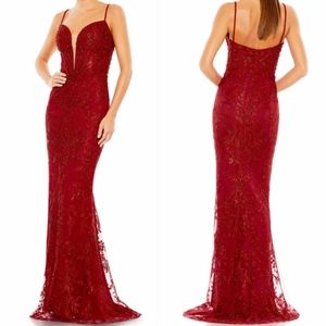 Mac Duggal Embellished Embroidered beaded Plunge neck Mermaid Gown 10